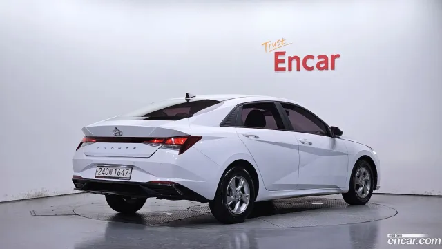 Hyundai Elantra (Avante)