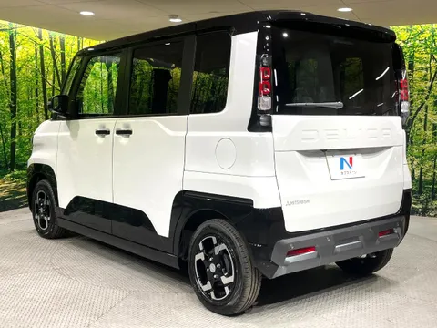 Mitsubishi Delica Mini