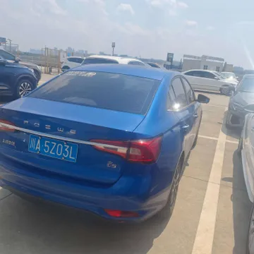 Roewe i5