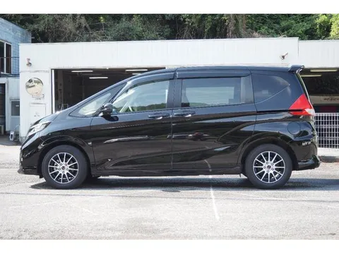 Honda Freed Plus