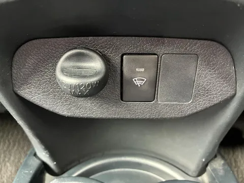 Toyota Yaris (Vitz)