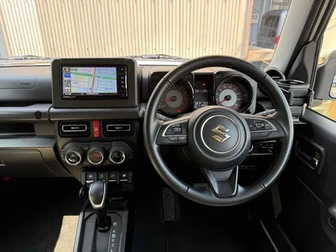 Suzuki Jimny Sierra