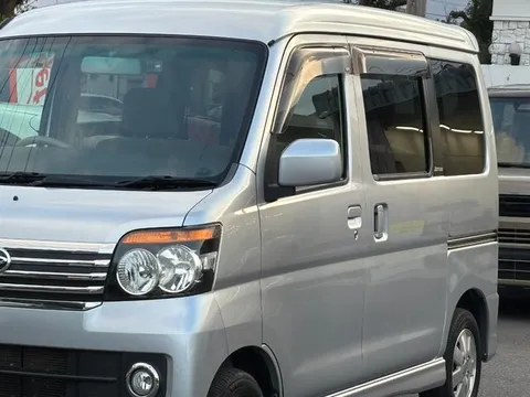 Daihatsu Atrai Wagon