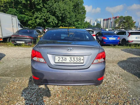 Hyundai Accent