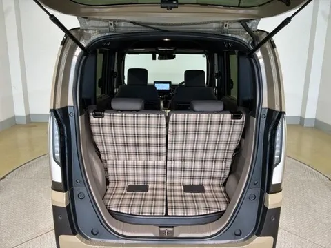 Honda N-BOX Joy
