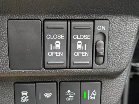 Honda Freed Plus