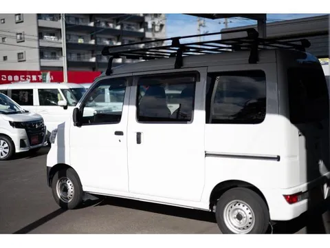 Toyota Pixis Van