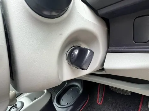 Mitsubishi I