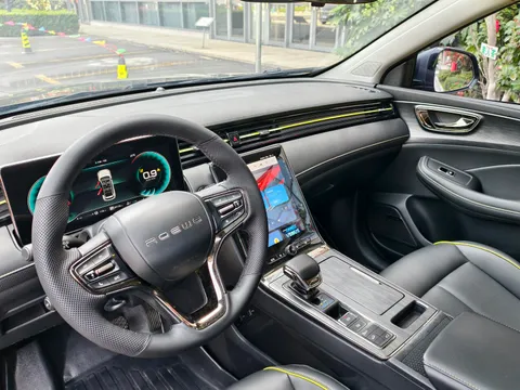 Roewe RX5