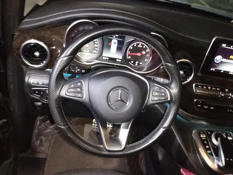 Mercedes-Benz V-Class
