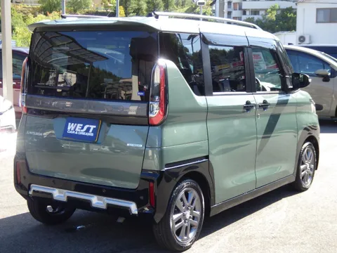 Mitsubishi Delica Mini