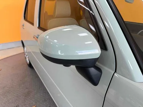Daihatsu Mira Tocot