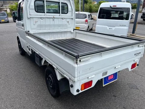 Mazda Scrum Truck