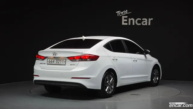 Hyundai Elantra (Avante)