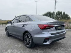 Roewe i5