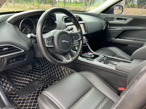Jaguar XEL