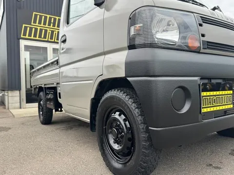Mitsubishi Minicab Truck