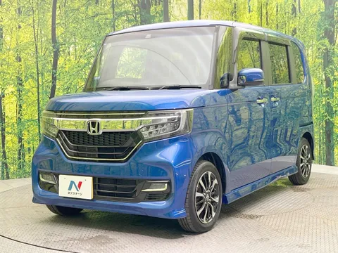 Honda N-BOX Custom