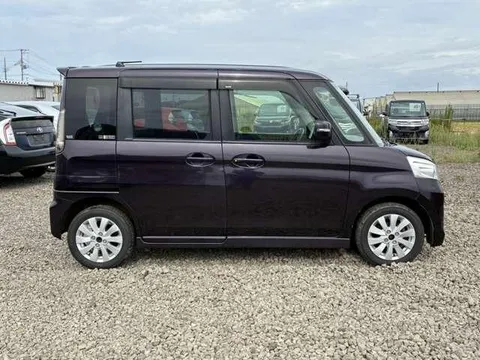 Suzuki Spacia Custom