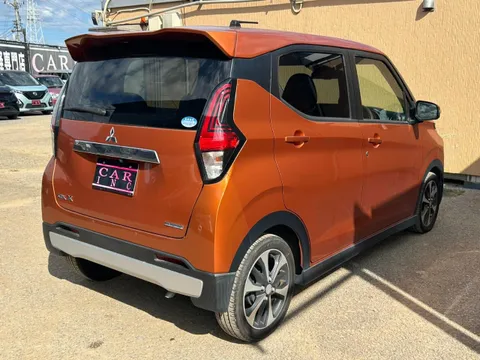 Mitsubishi eK X