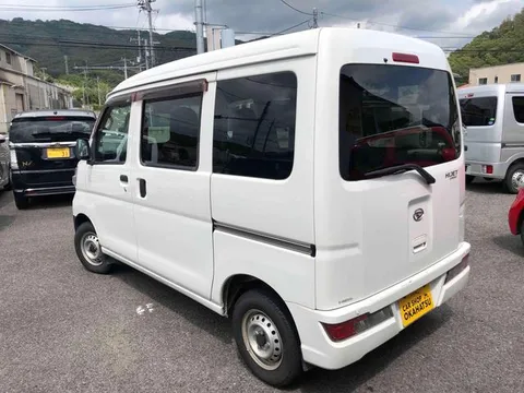 Daihatsu Hijet Cargo
