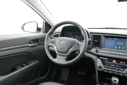 Hyundai Elantra (Avante)