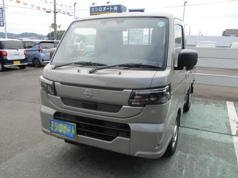 Nissan Clipper Truck