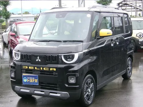 Mitsubishi Delica Mini