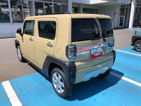 Daihatsu Taft