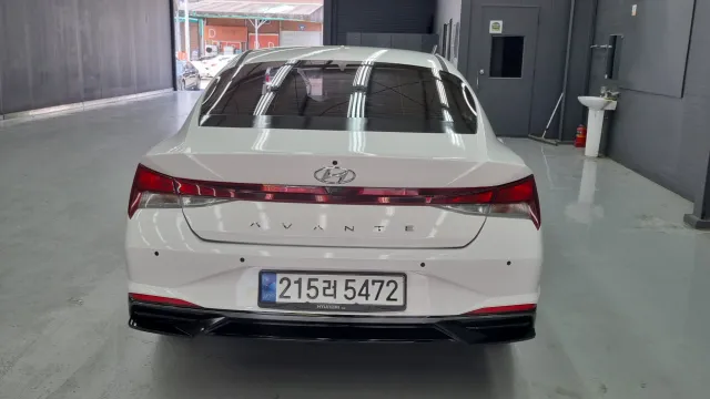 Hyundai Elantra (Avante)