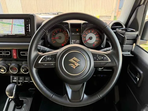 Suzuki Jimny Sierra