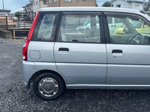 Subaru Pleo