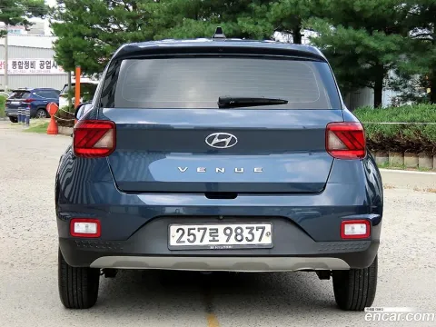 Hyundai Venue