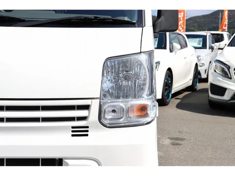 Nissan Clipper