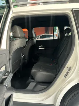Mercedes-Benz Mercedes-Benz GLB