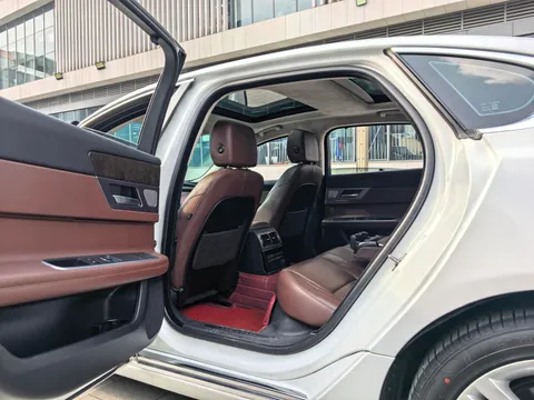 Jaguar XFL