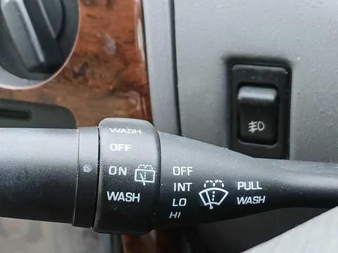 Mitsuoka Viewt