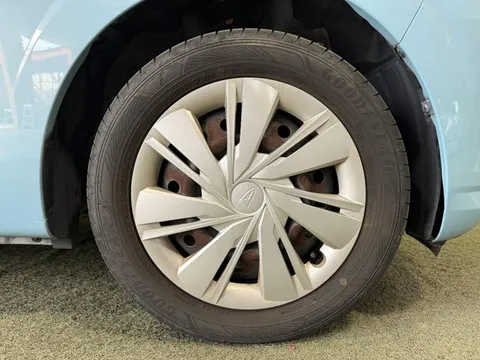 Daihatsu Mira Tocot