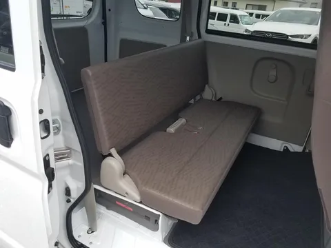 Nissan Clipper