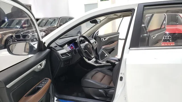 Geely Vision