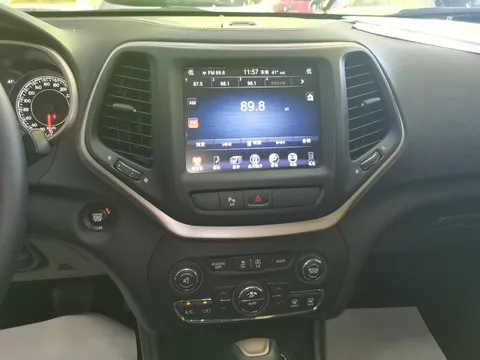 Jeep Cherokee