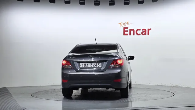 Hyundai Accent