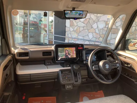 Suzuki Spacia