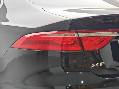 Jaguar XFL