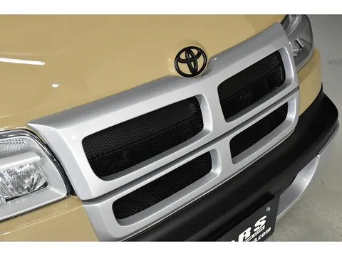 Toyota TownAce Van