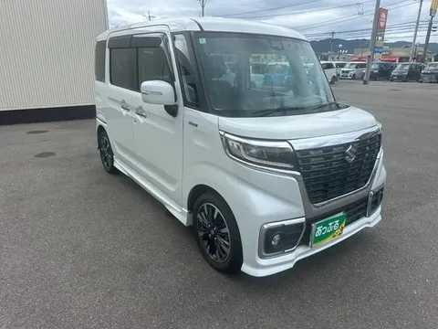 Suzuki Spacia Custom