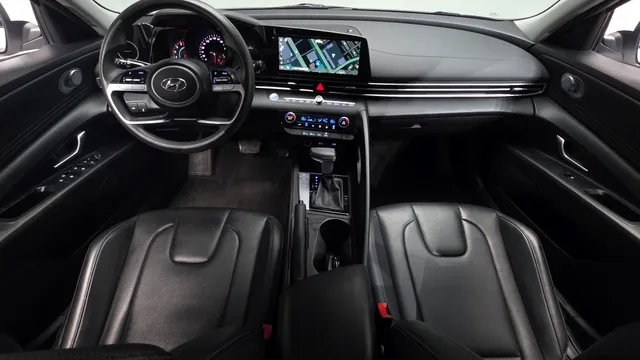 Hyundai Elantra (Avante)
