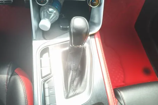 Geely Binray