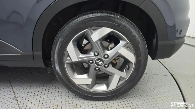 Hyundai Venue
