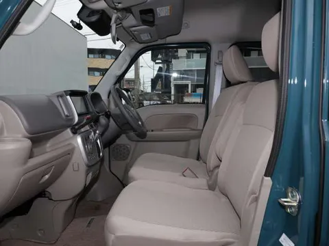 Nissan Clipper Rio